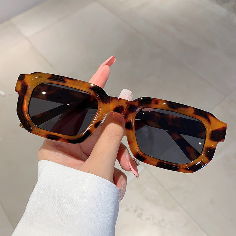 Square frame sunglasses